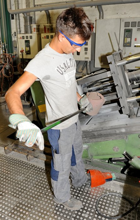 Los interruptores de seguridad de pedal inalámbricos (por radio) de Steute han sido elegidos por la fundición metalúrgica Thalmann Maschinenbau AG